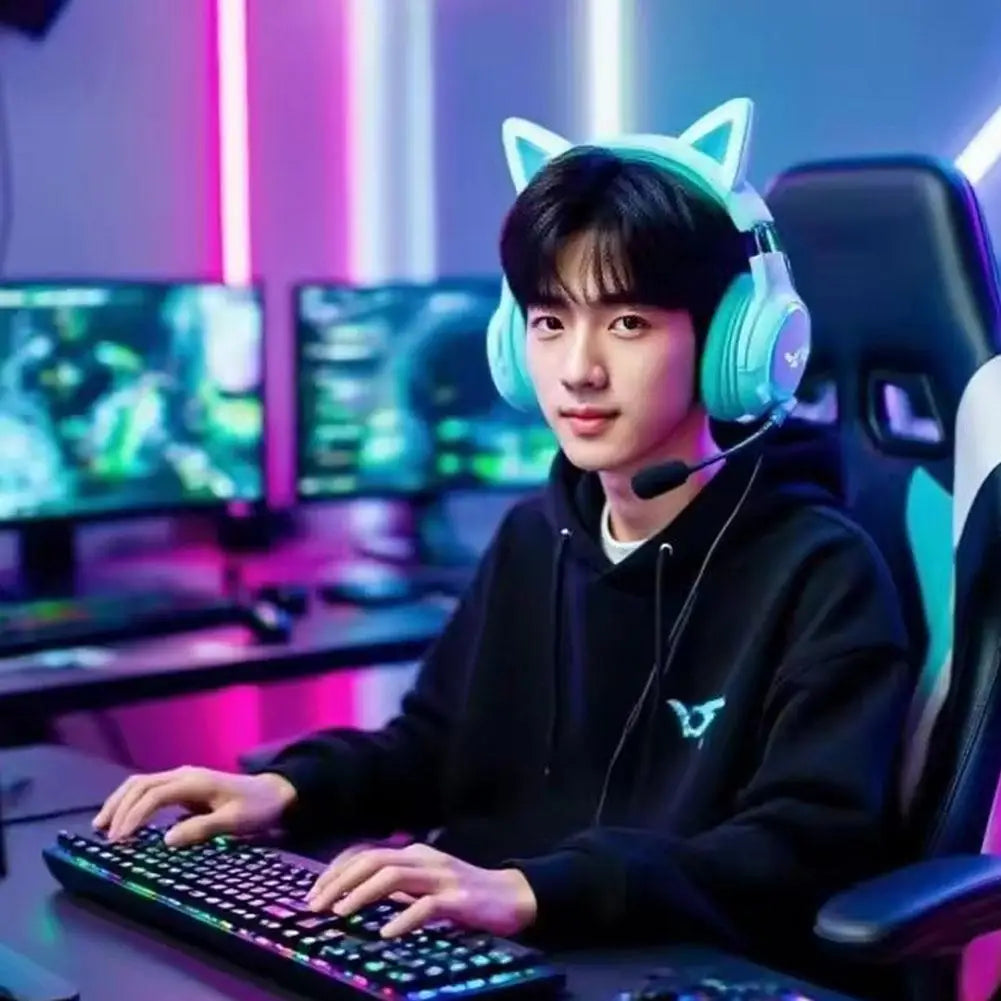 Wireless Headphones Cat Ear Gaming Headset Glow Light Bluetooth-Compatible Helmets Cute Over-Ear Headsets For Kids And Adult